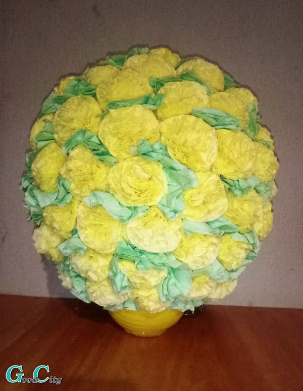 Как сделать шар из бумажных цветов